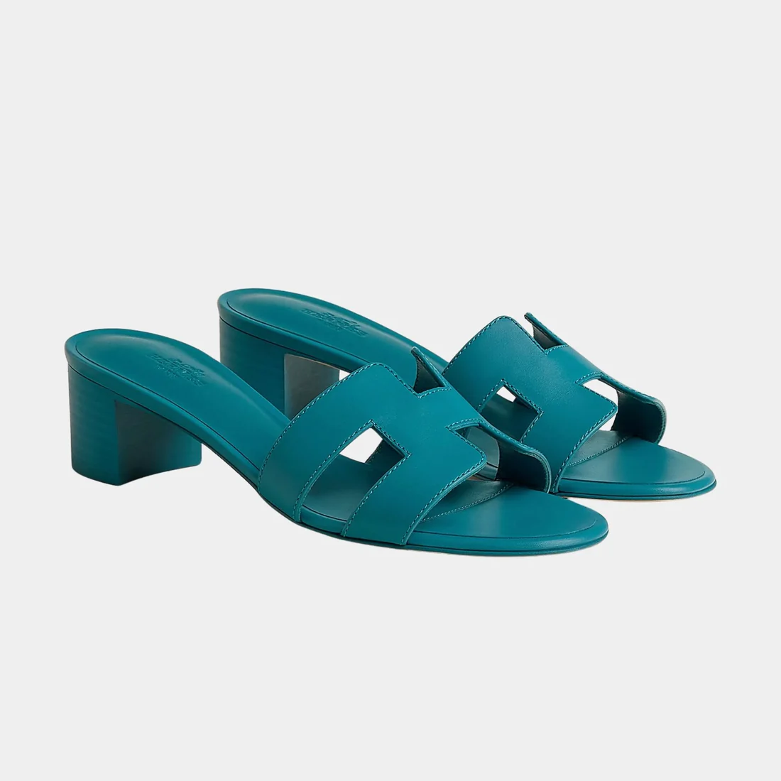 hermes-oasis-sandals-calfskin-iroise-blue-front